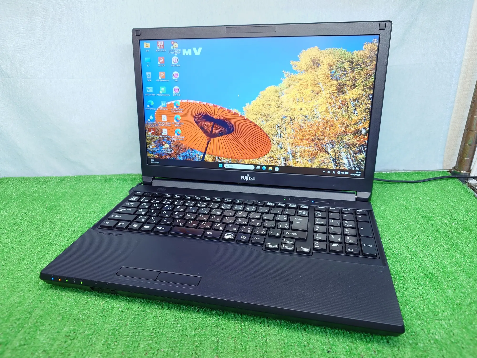 富士通 LIFEBOOK A579/B