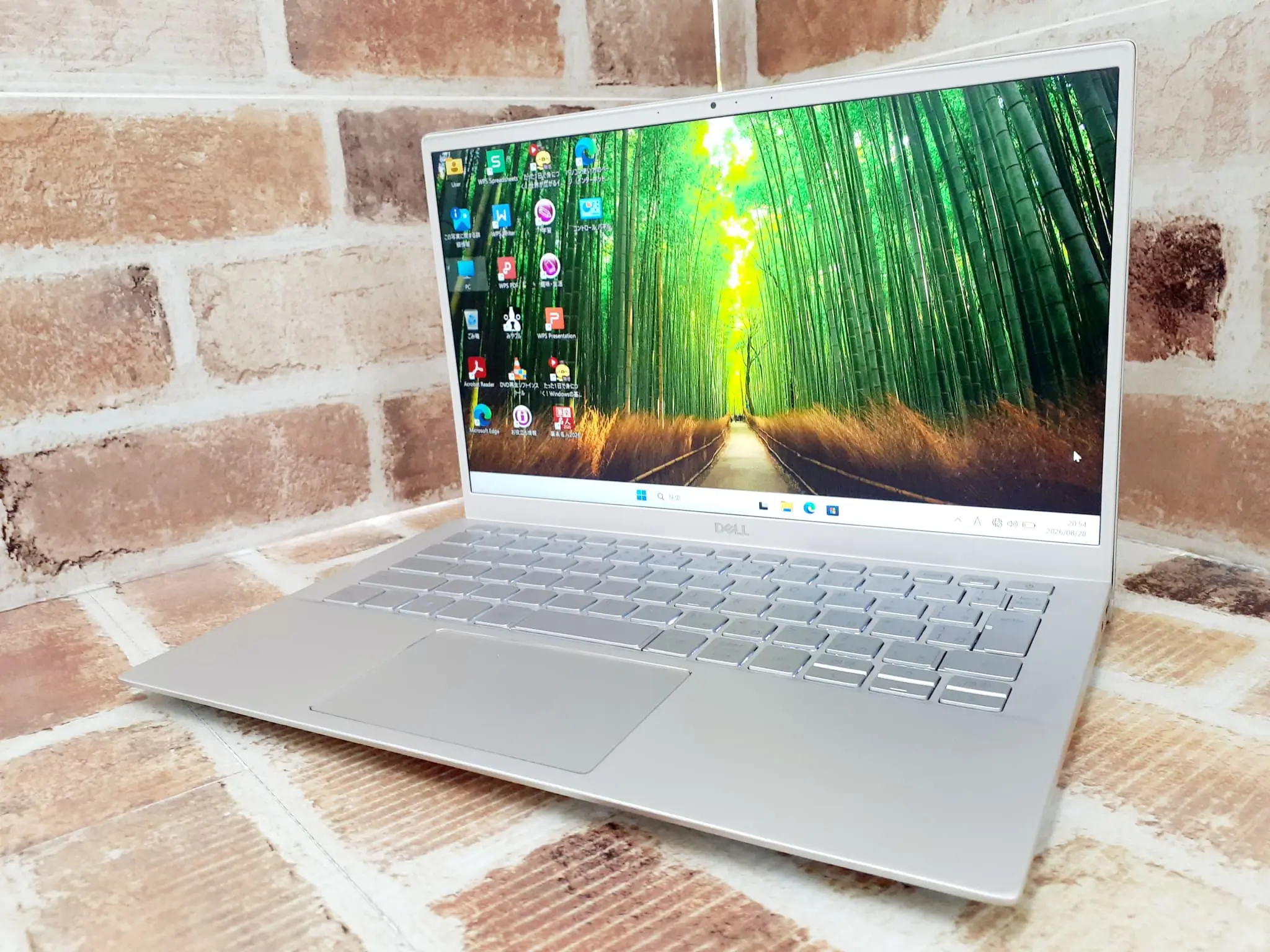 DELL 7300 P122G Core i7 1165G7 1.69GHz 11世代 16GB 512GB 13.3