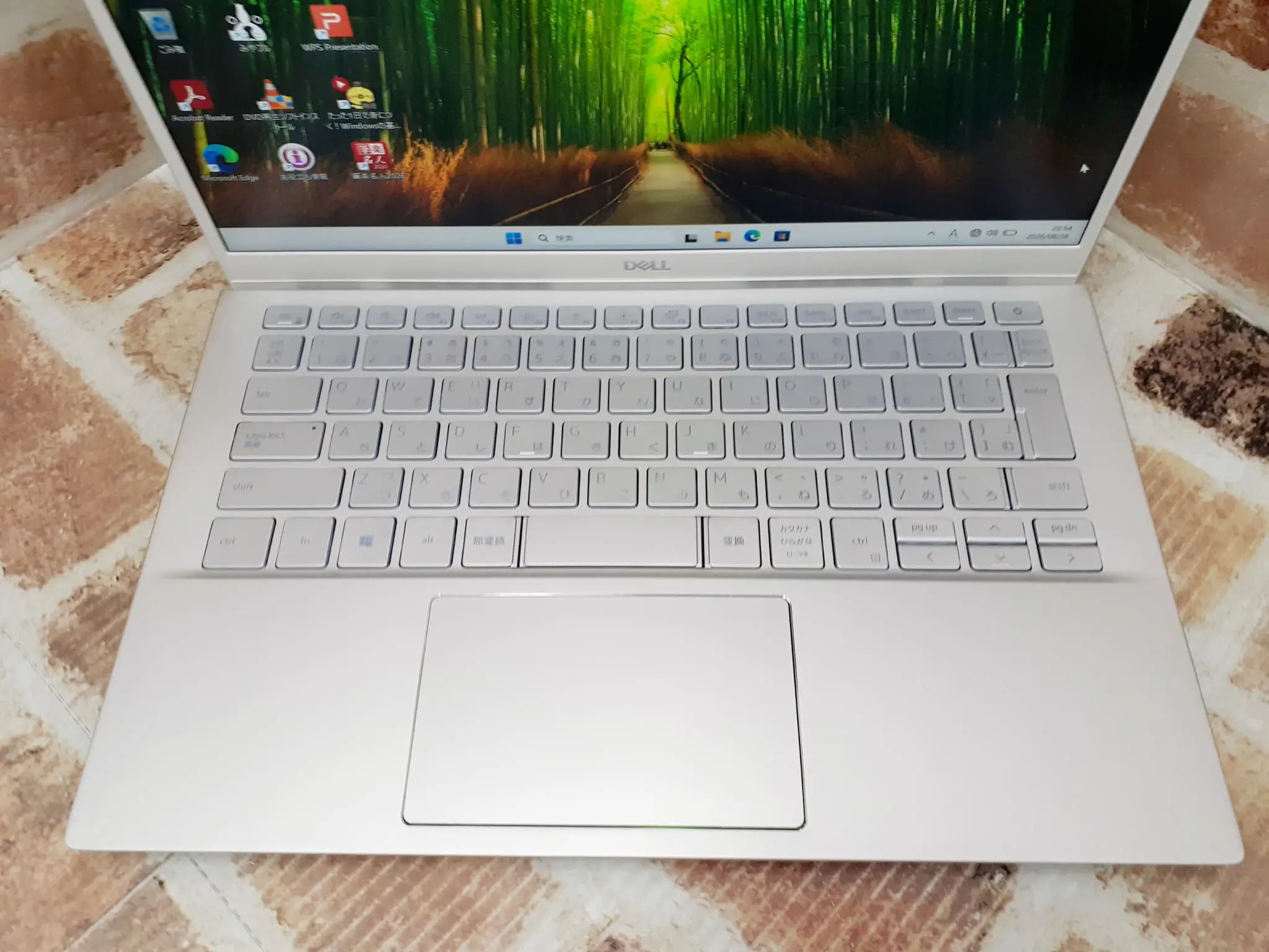 DELL 7300 P122G Core i7 1165G7 1.69GHz 11世代 16GB 512GB 13.3