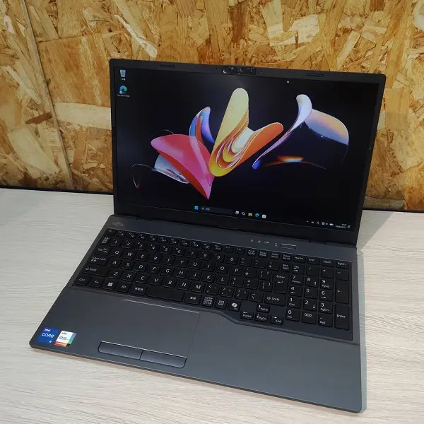 FUJITSU FMV Lite 5515/J (第12世代Corei5)