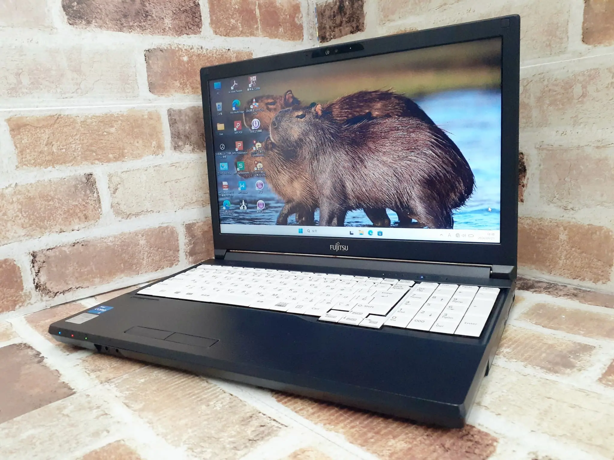 FUJITSU A5511/G i5 第11世代 メモリ16GB Officeセット