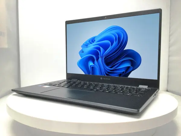 Dynabook（旧東芝）dynabook G83/HR（第11世代CPU）