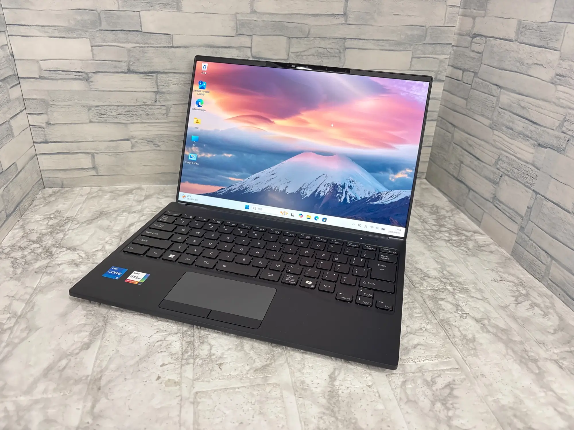 富士通 FMV U500-K3(Corei5-1335U 1.3GHz / メモリ:16GB / SSD:512GB )2026年製