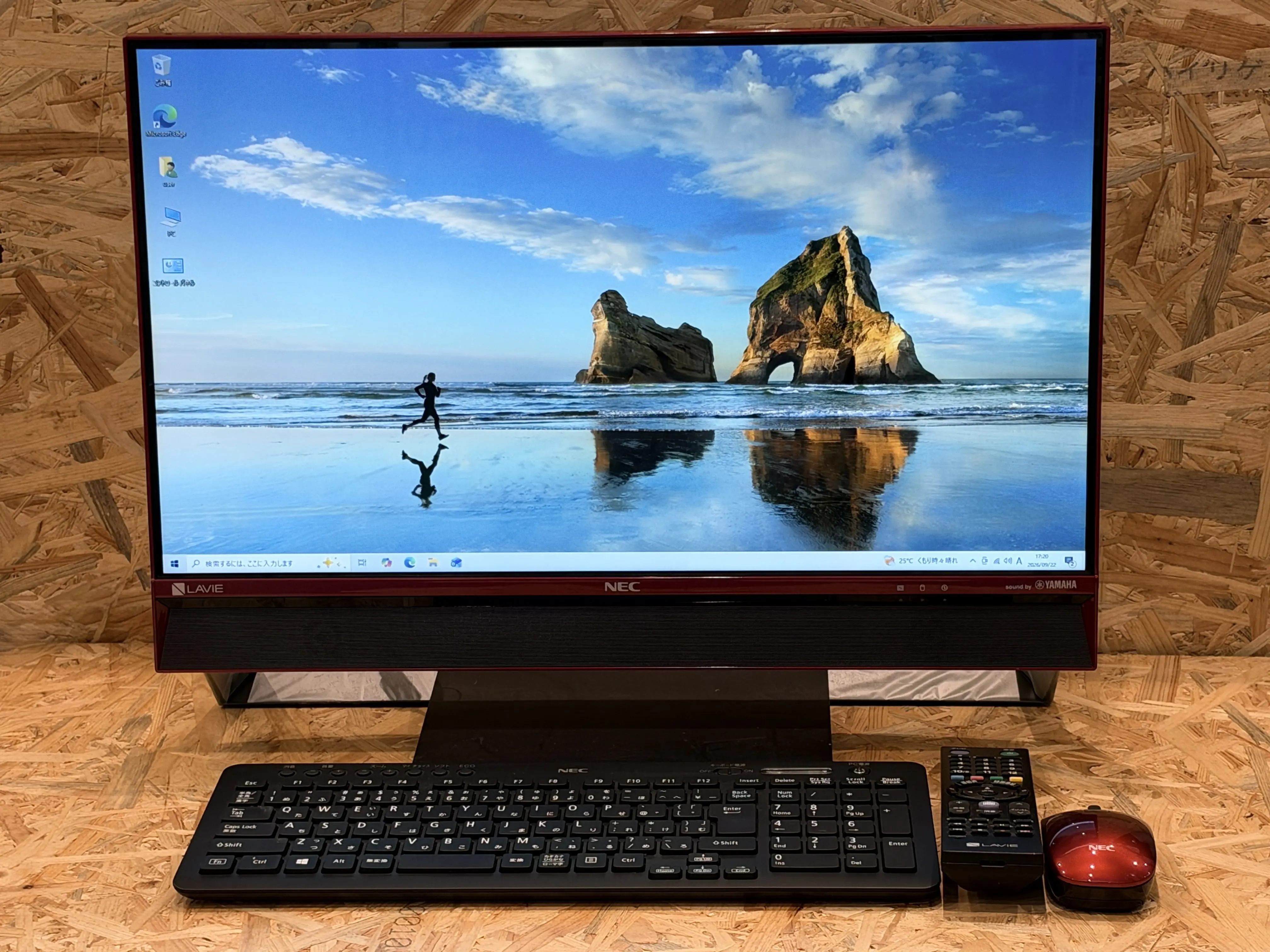 NEC LAVIE PC-DA770EAR-E3（6世代CPU）
