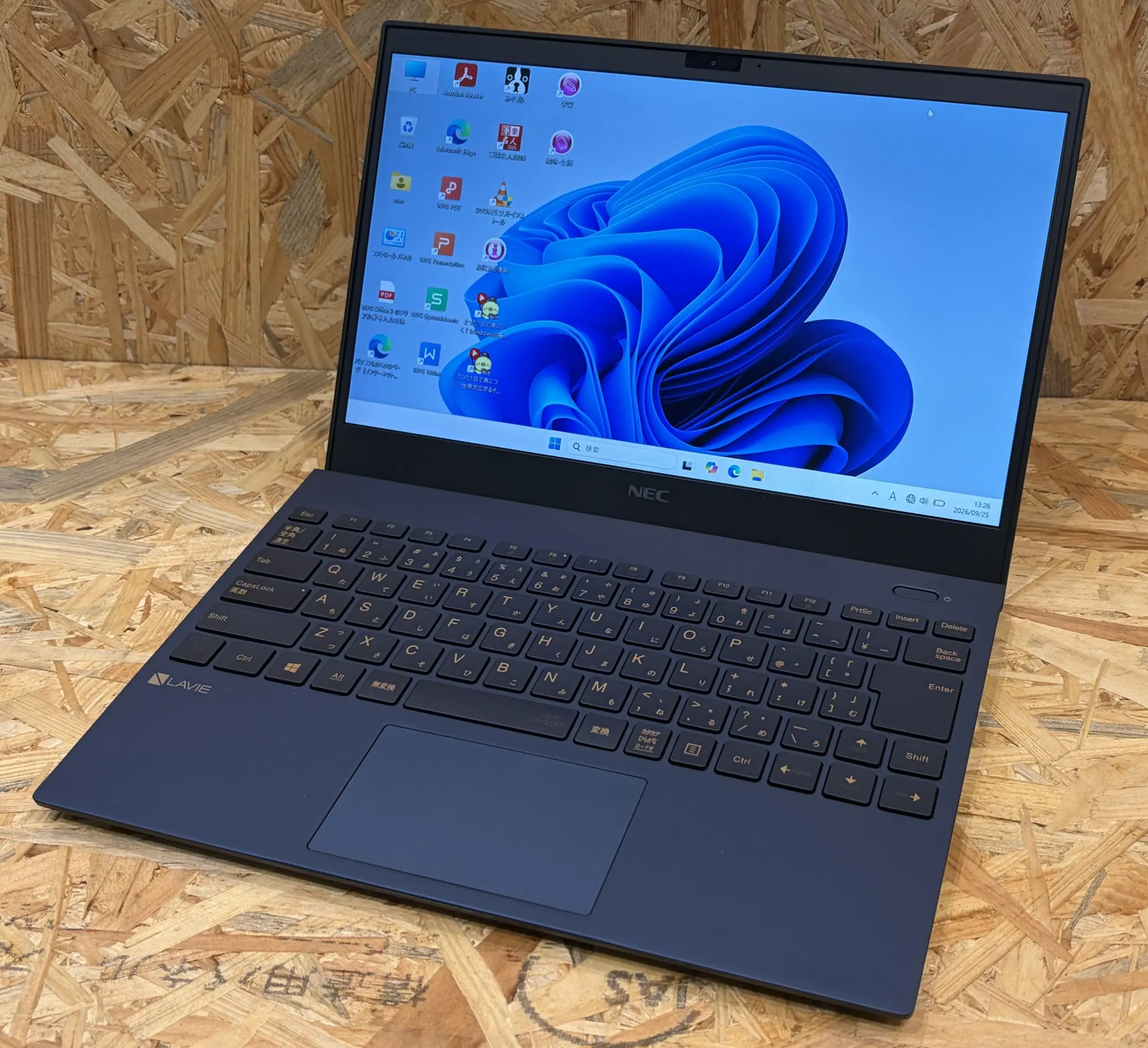 NEC PM750SAL-E3(CPU:Corei7 10510U 4.9GHz/8GB/ SSD:256GB )
