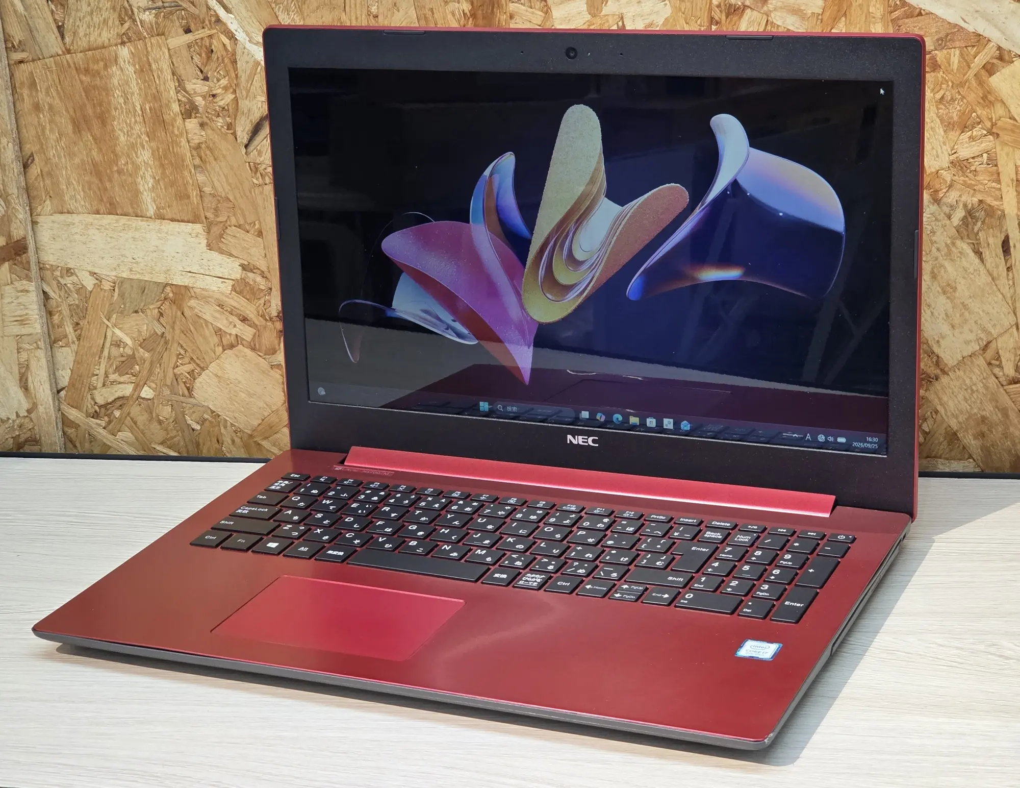 NEC LAVIE PC-NS700MAR-E3（第8世代CPU）