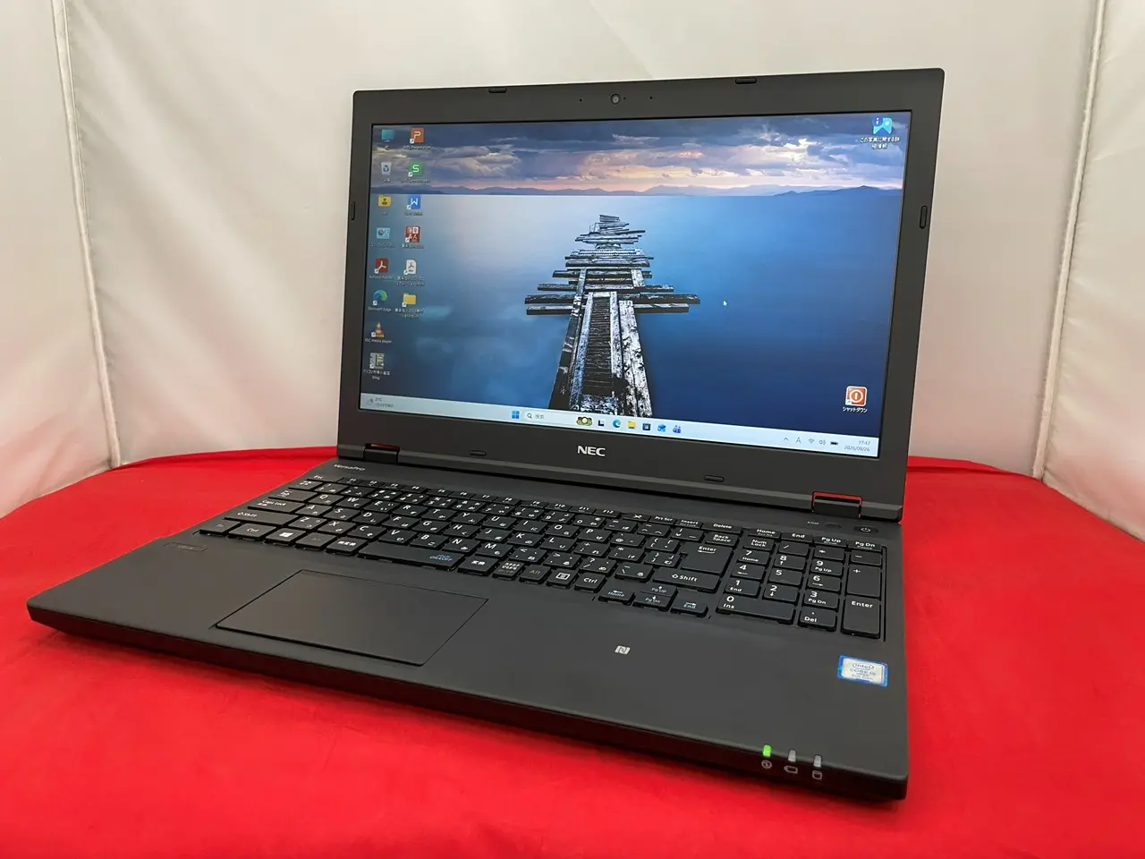 NEC VersaPro PC-VKM17/D-4  (第8世代CPU)