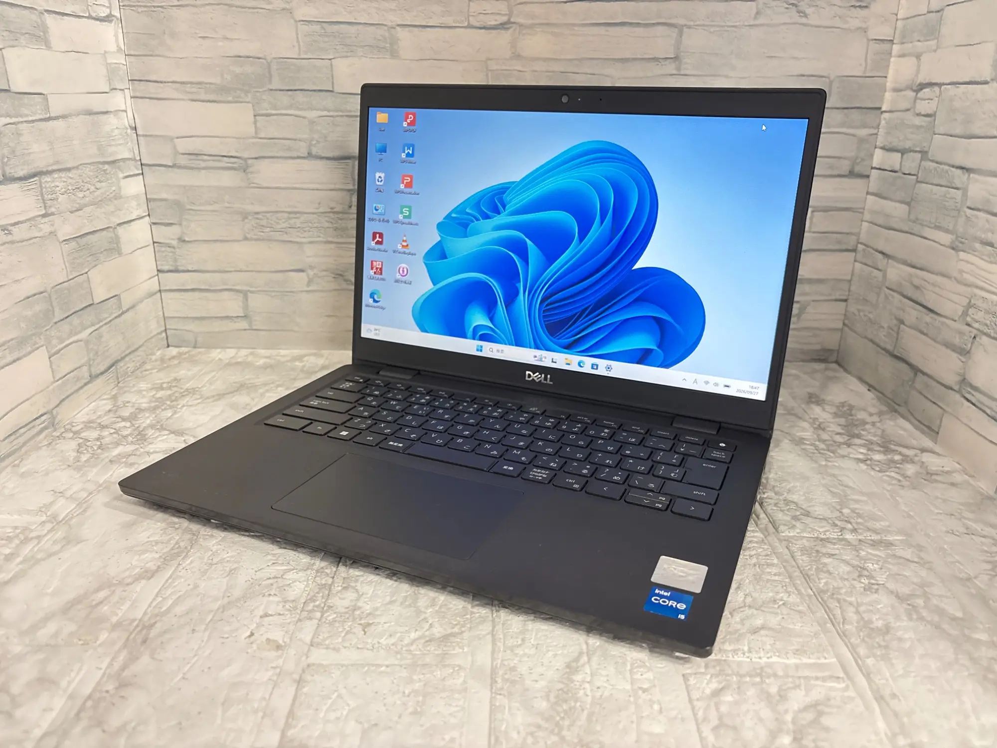 DELL Latitude3420(Corei5-1145G7 2.6GHz / メモリ:8GB / SSD 256GB)第11世代
