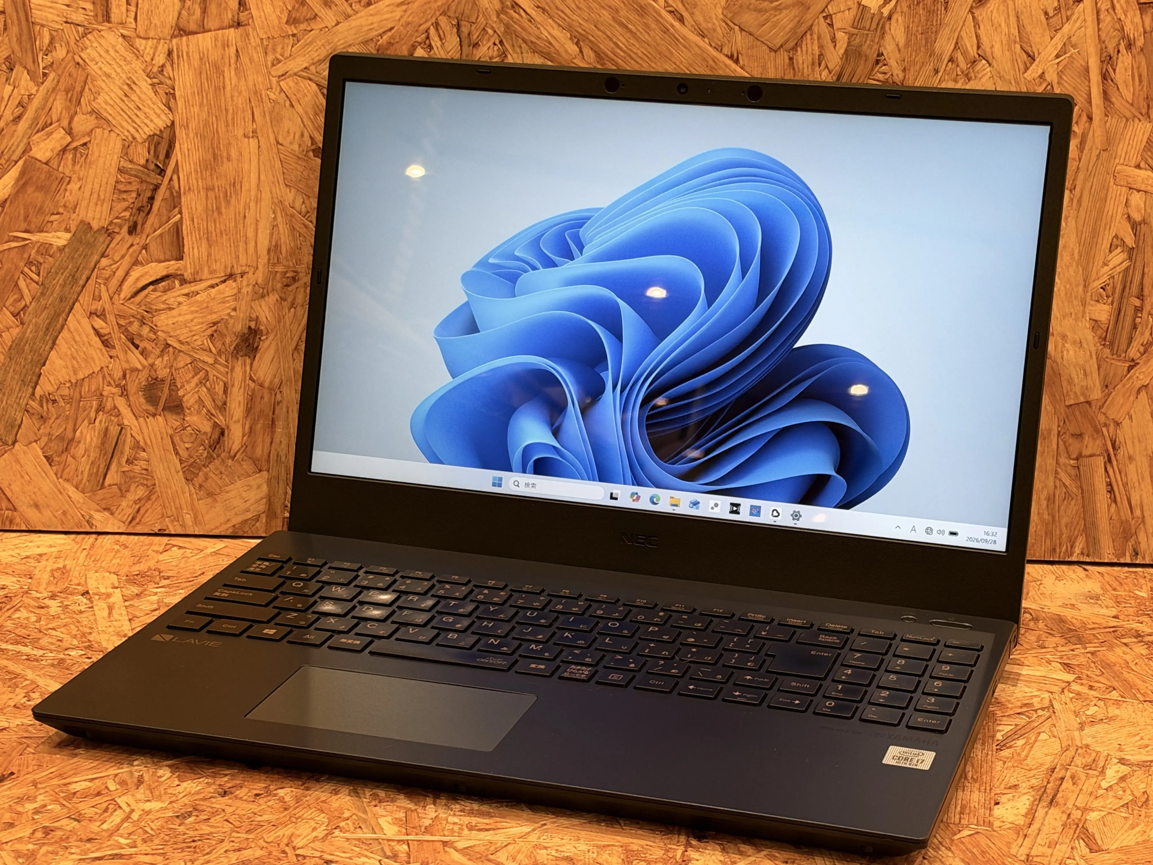 NEC LAVIE PC-N1575AAL（第10世代CPU）ネイビーブルー