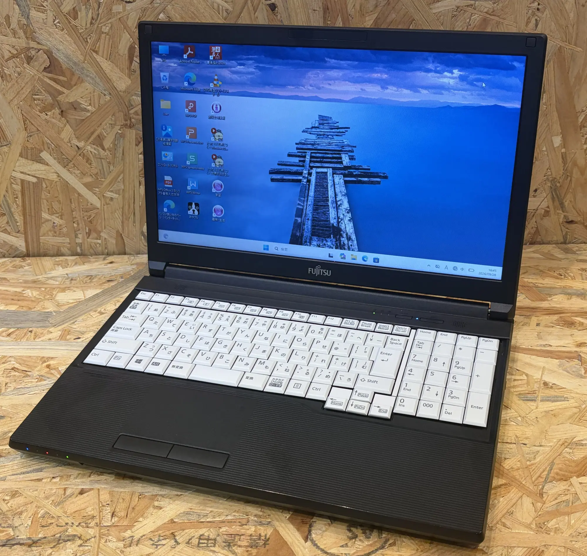 富士通 LIFEBOOK A5510/D （第10世代CPU）