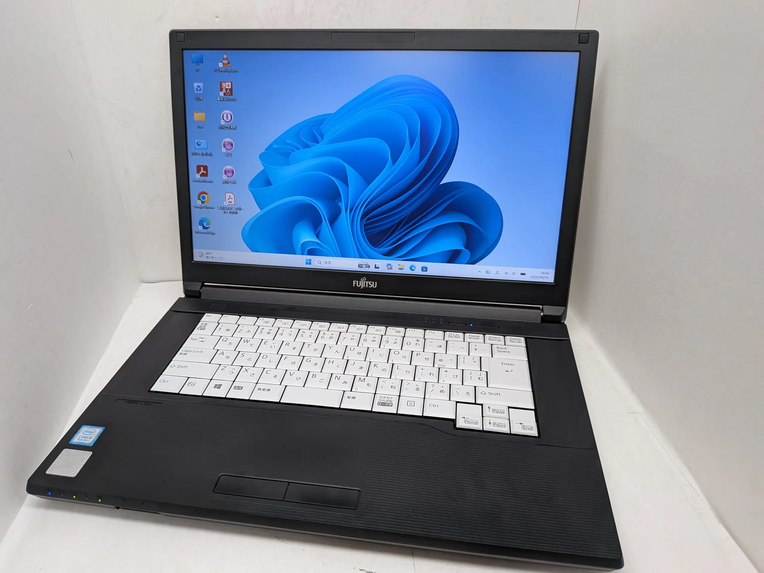 FUJITSU  LIFEBOOK A579/A（第8世代Core i5）