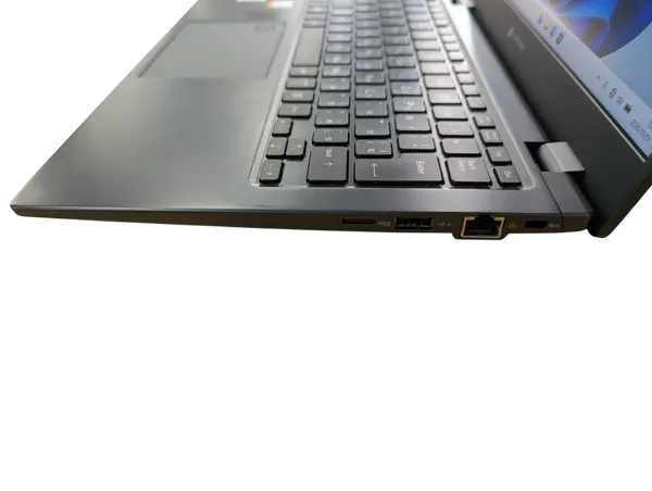 Dynabook dynabook G83/KV（CPU:Core i5 1235U 1.3GHz/メモリ：16GB