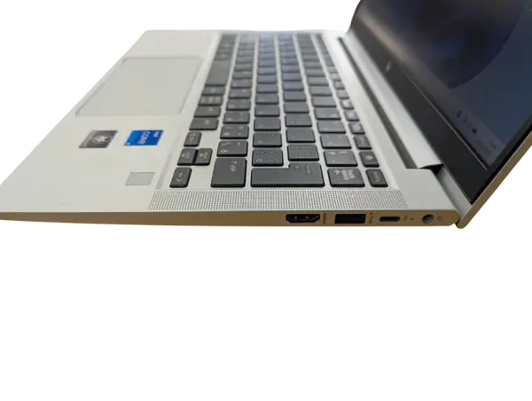 HP EliteBook 630 G9（CPU:Core i5 1235U 1.3GHz/メモリ:8GB/SSD:256GB
