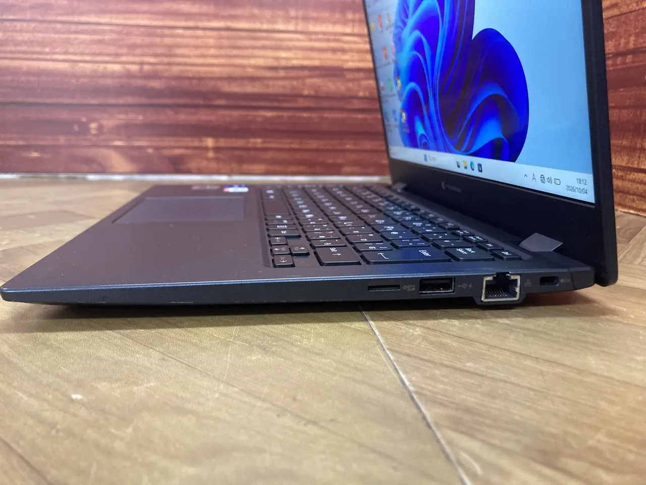 dynabook G83/KV(CPU： Core i5 1235U GHz/メモリ：16GB/SSD：256GB)
