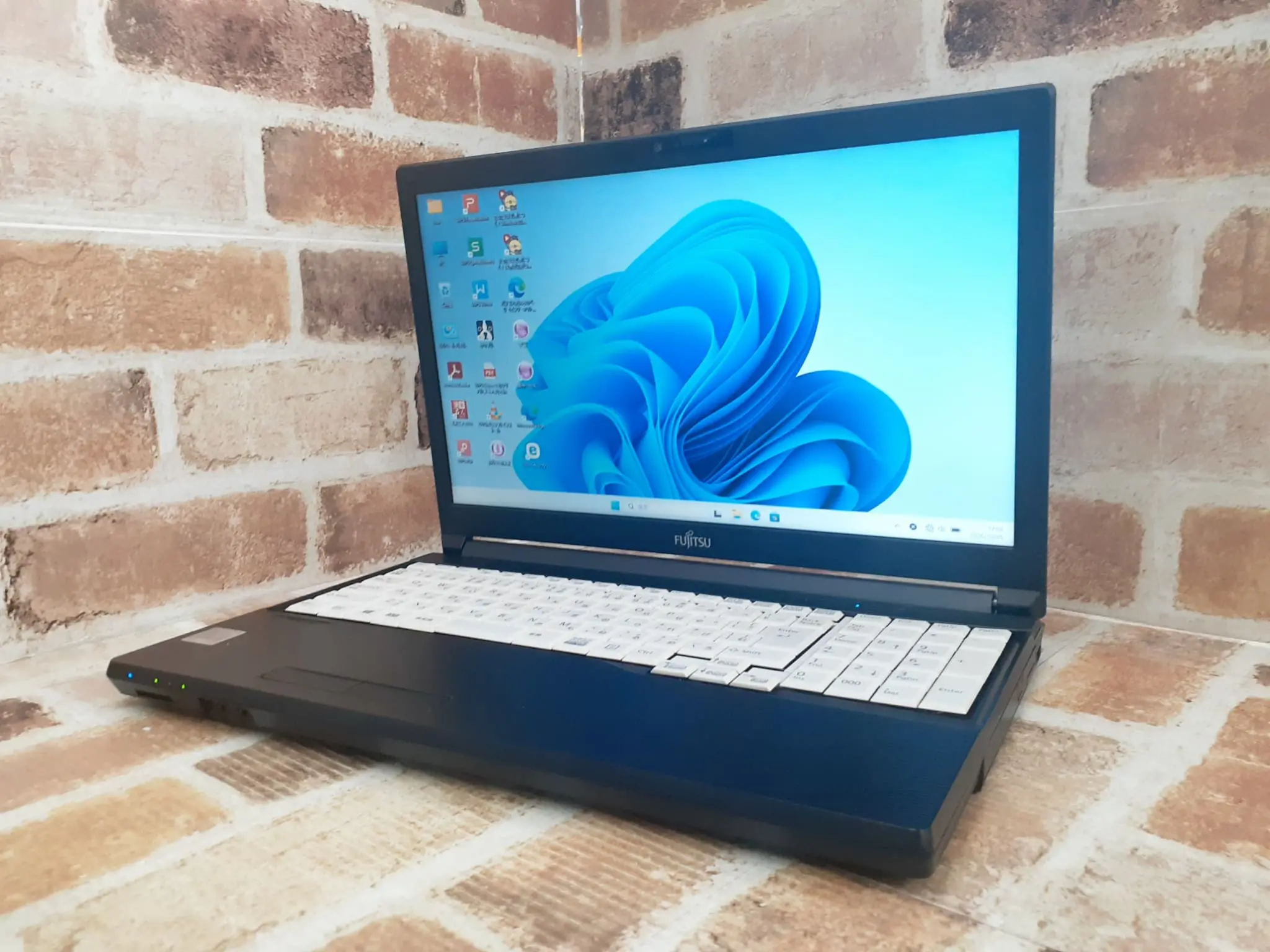 FUJITSU A7510/D i5 第10世代 Officeセット
