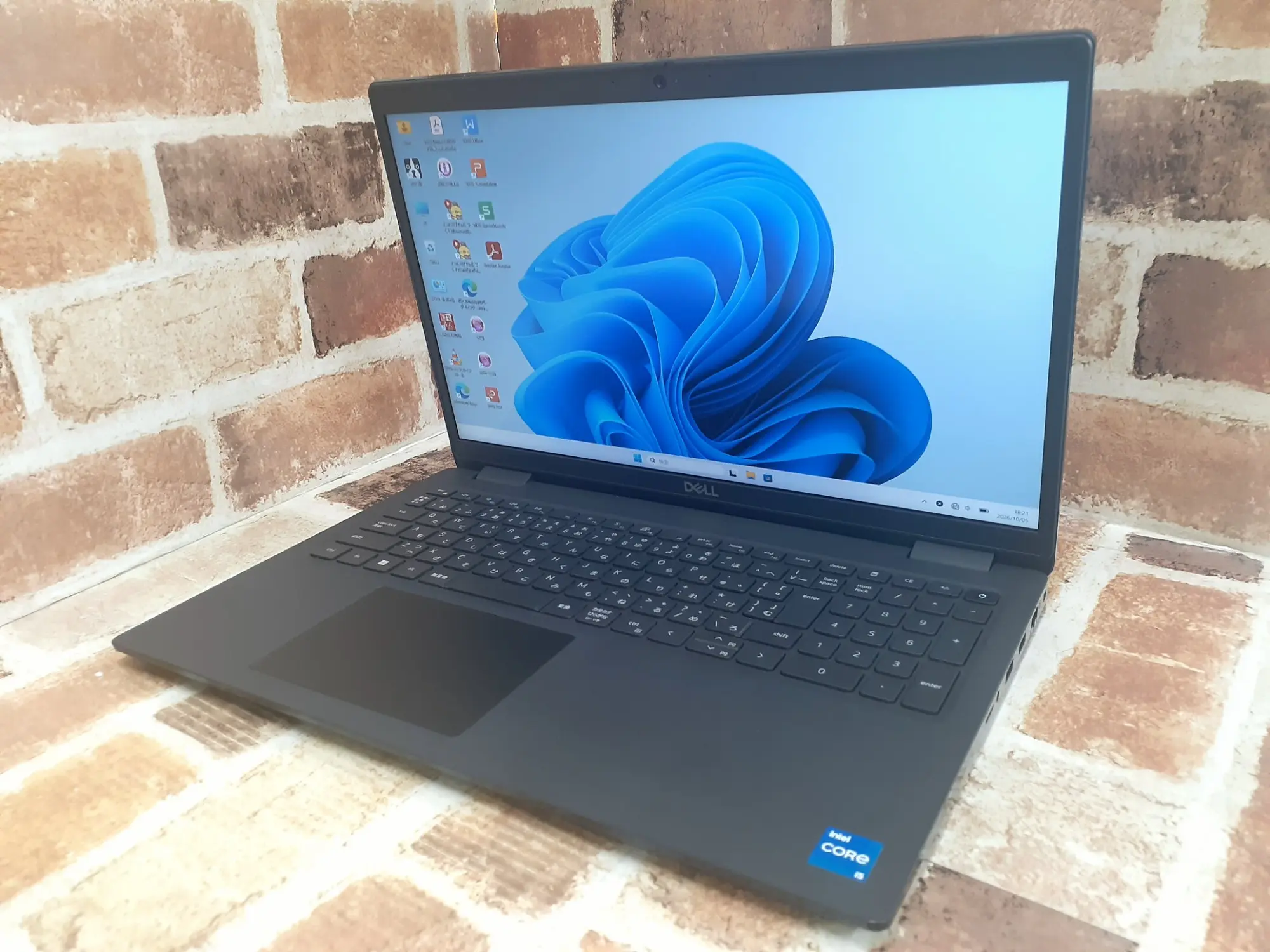 DELL Latitude 3520 i5 第11世代