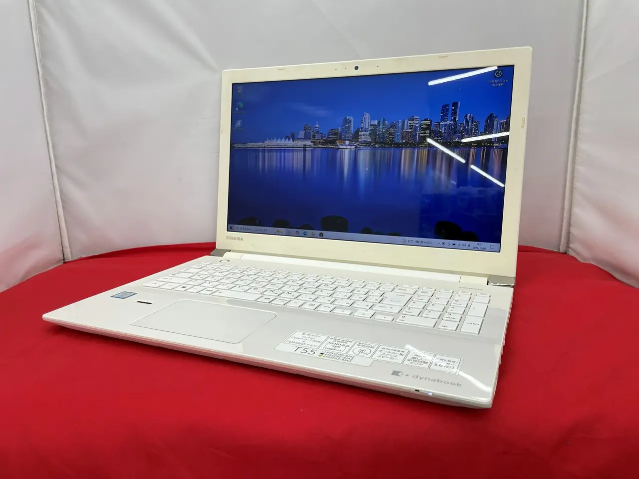 東芝 dynabook T55/CW (Core i3 7100U 2.4GHz/8GB/SSD:128B) Windows10