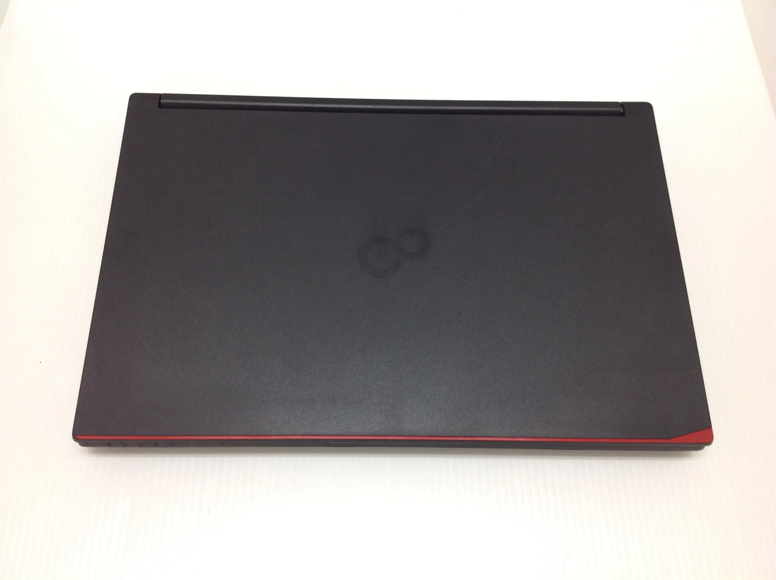 富士通 LIFEBOOK A5511/G (第11世代CPU) メモリ16GB・SSDモデル