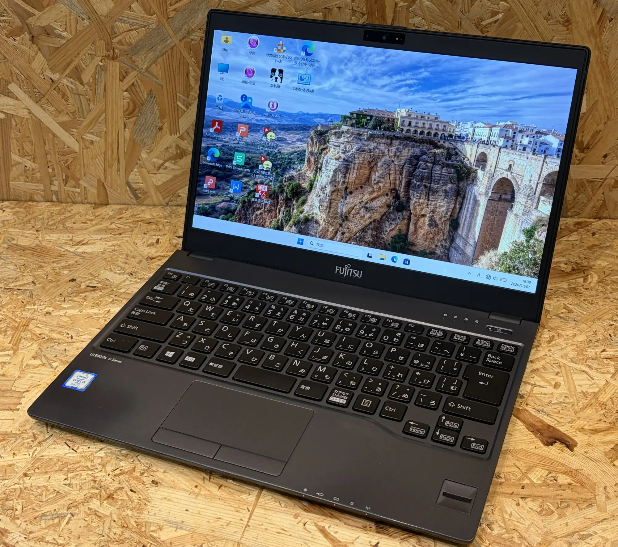 富士通 LIFEBOOK U938/S（第8世代CPU）