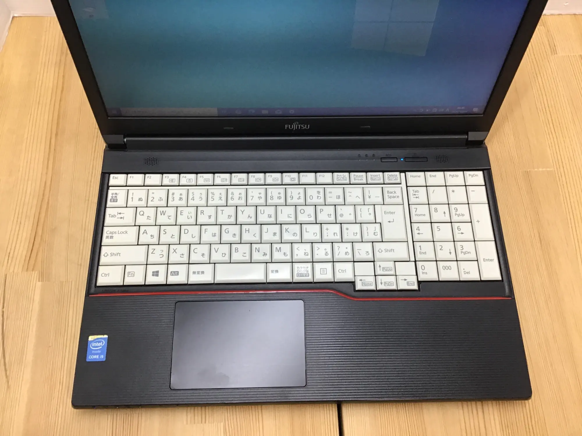 富士通 LIFEBOOK A574/M(Core i5 4210M 2.6GHz/8GB/SSD256GB)SSD搭載で