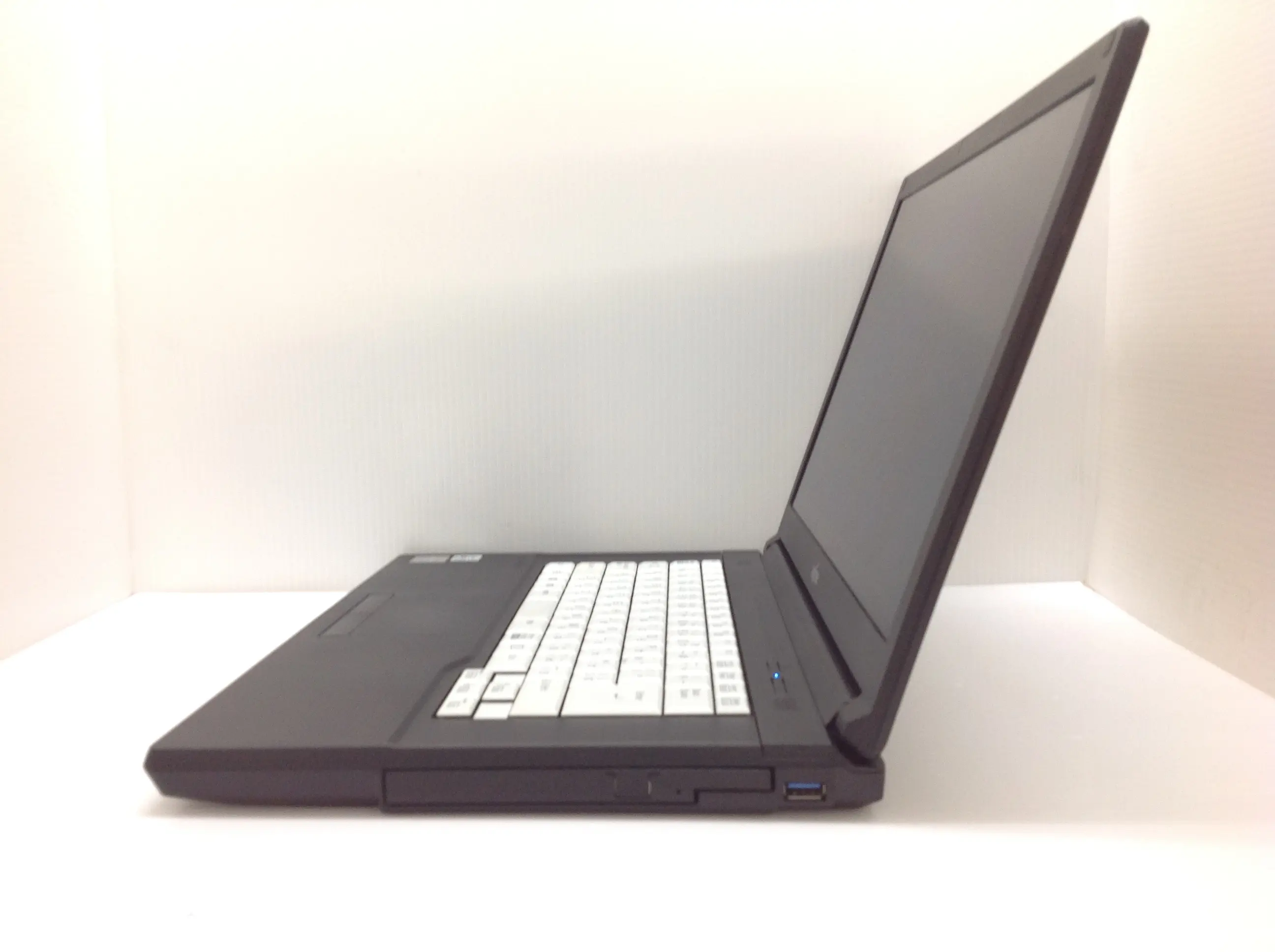 富士通 LIFEBOOK A5510/D (第10世代CPU) SSD・オフィス同梱モデル