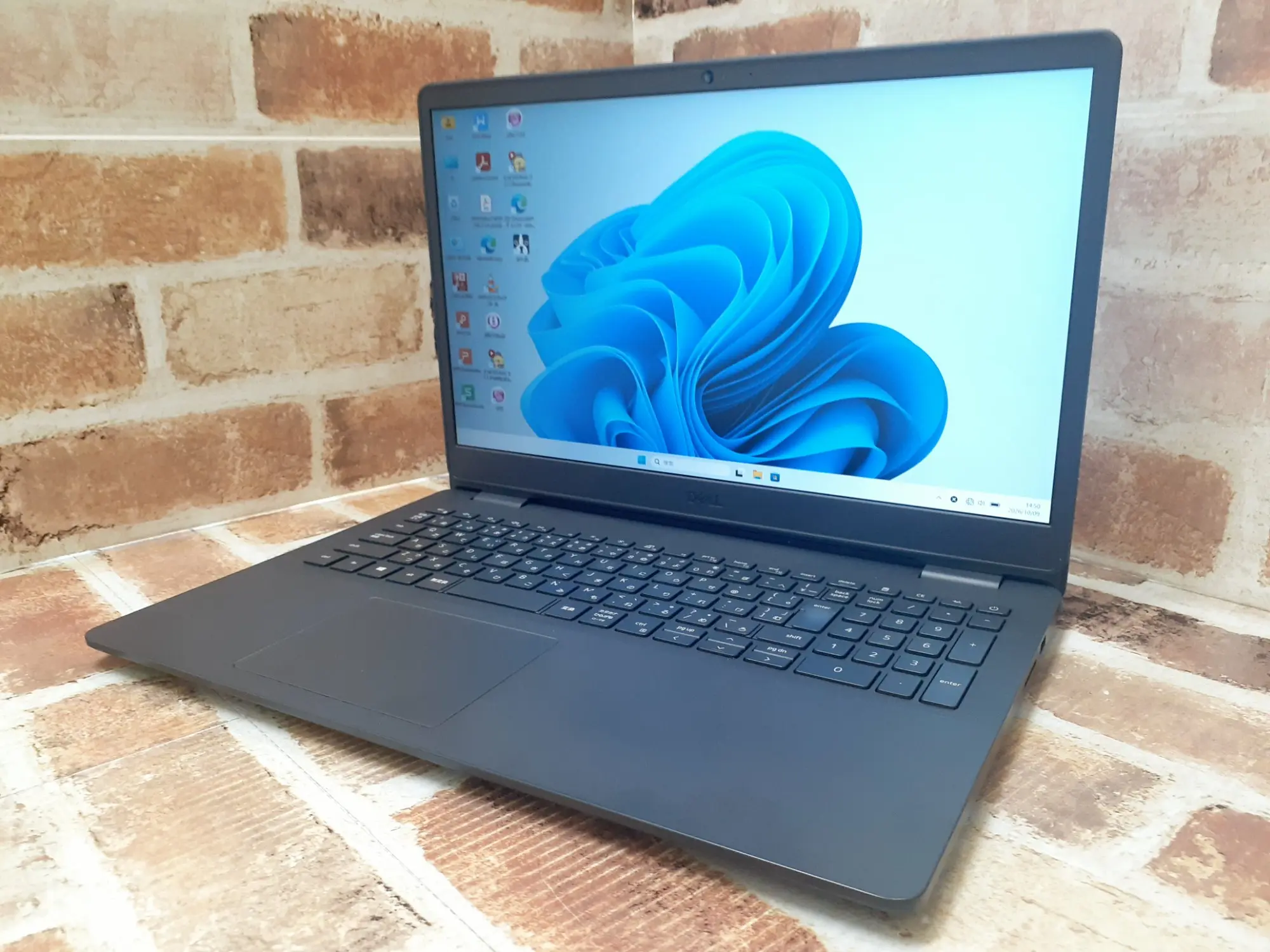 DELL Latitude 3500 i5 第11世代