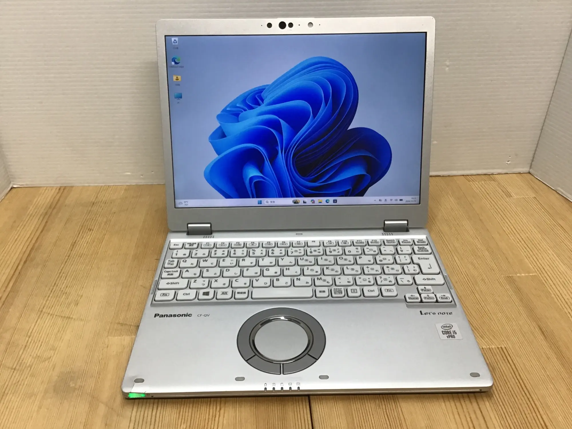 Panasonic Let's note CF-QV9U30VS (Core i5 10310U 16GB SSD256GB