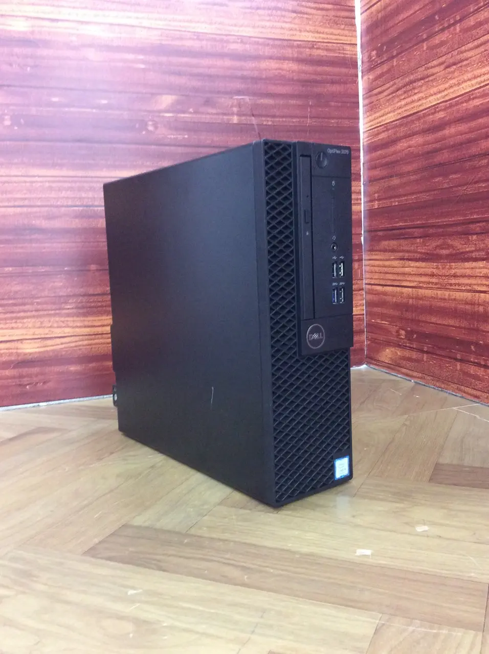 KT)OptiPlex 3070 D11S004(CPU： Core i5 9500 3GHz/メモリ：16GB/SSD