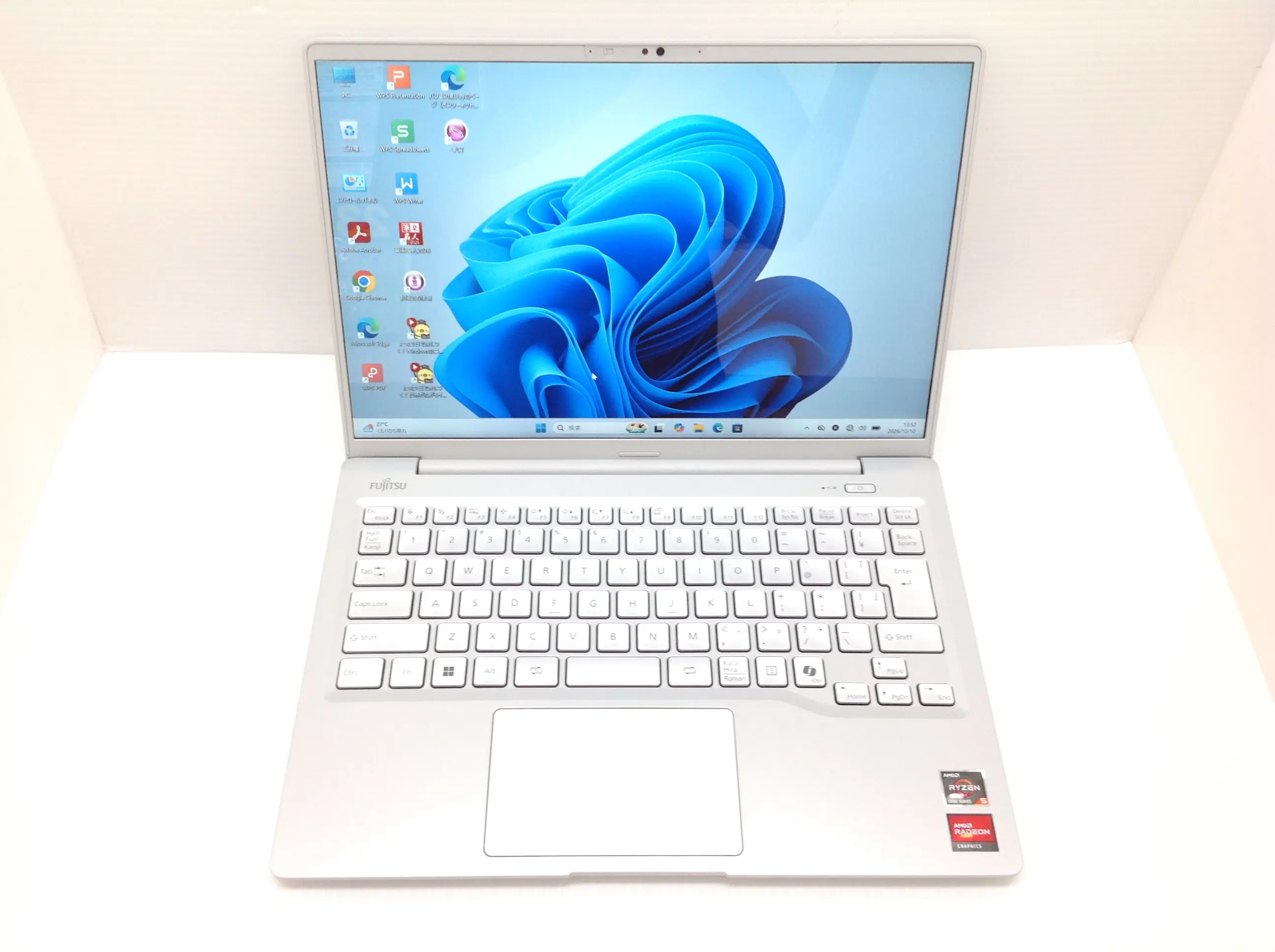 富士通 LIFEBOOK MH53/J3 Win11・ﾒﾓﾘ16GB・SSDモデル
