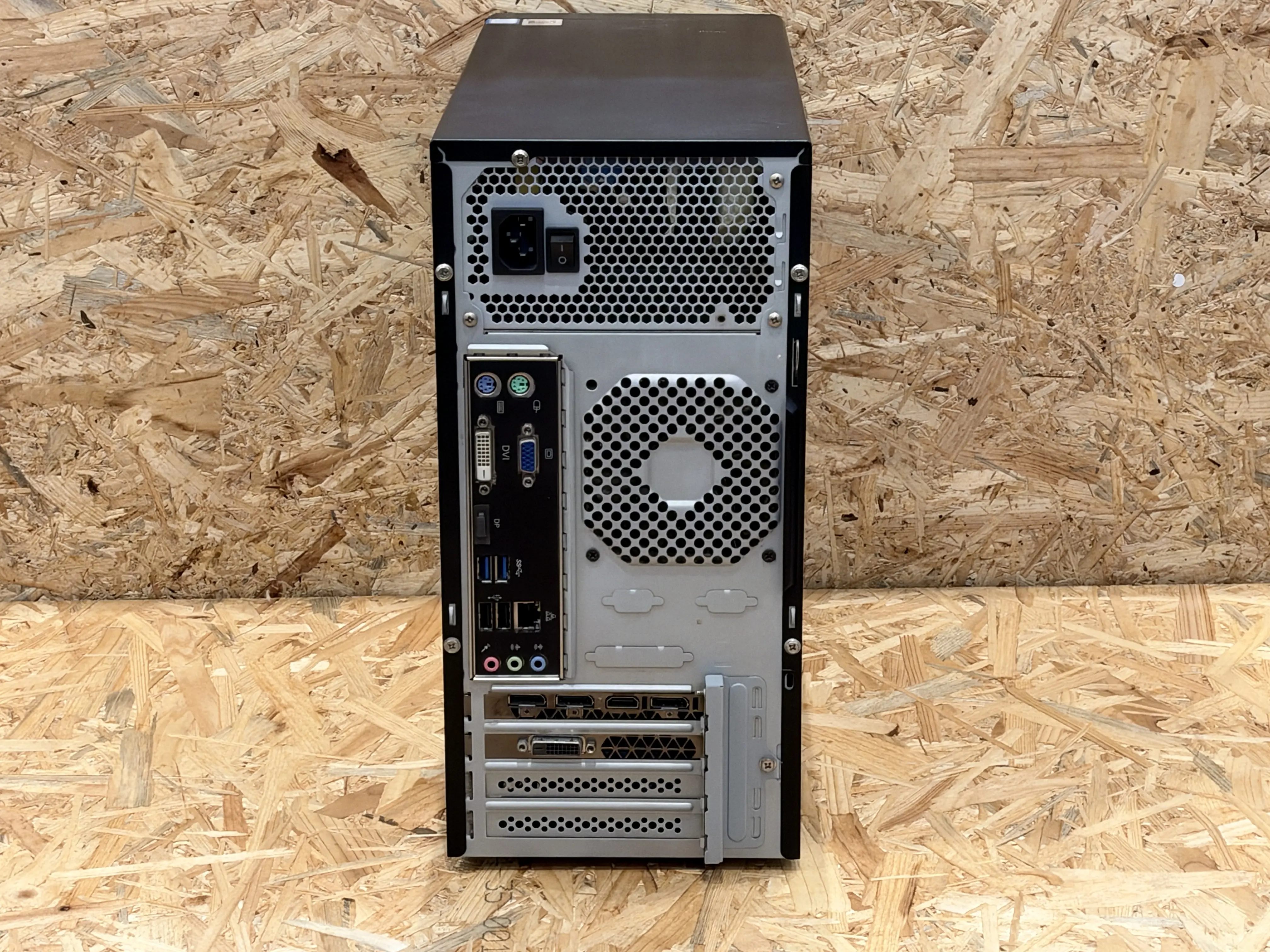 MouseComputer LM-iG460x 「訳あり」(CPU:Core i7-6700K 4GHz/メモリ