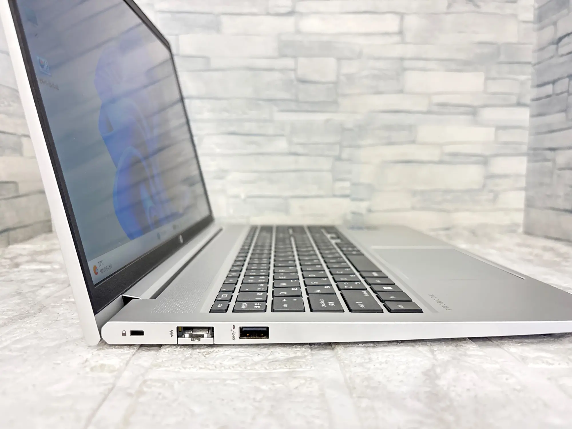 HP ProBook 450 G9(CPU:Corei7-1225U 1.7GHz / メモリ:16GB / SSD