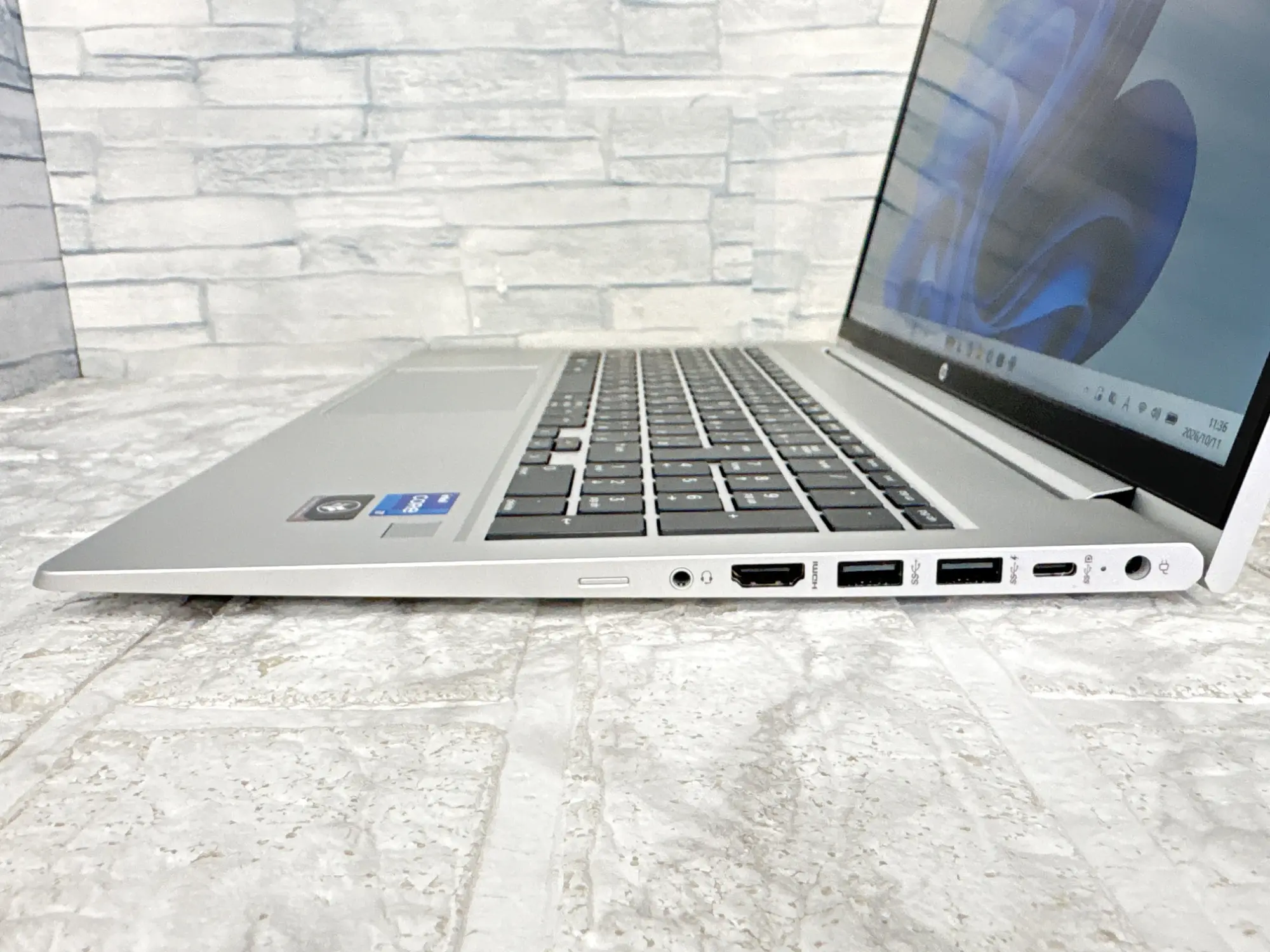 HP ProBook 450 G9(CPU:Corei7-1225U 1.7GHz / メモリ:16GB / SSD