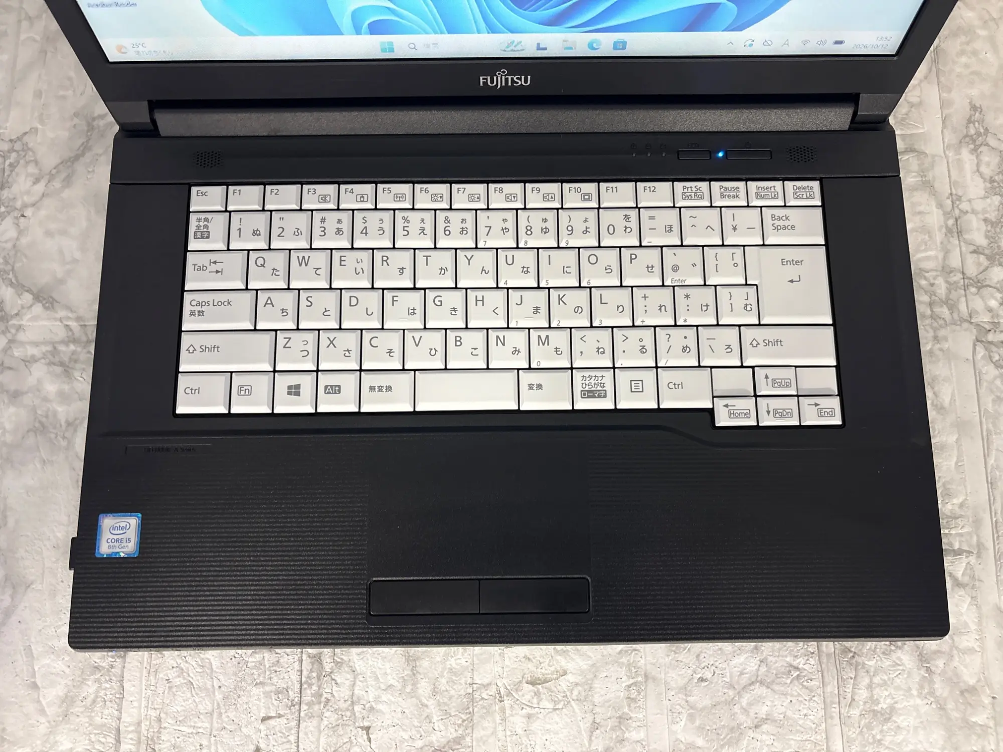 富士通 LIFEBOOK A579/B(Corei5-8265U 1.9GHz / メモリ:8GB / HDD