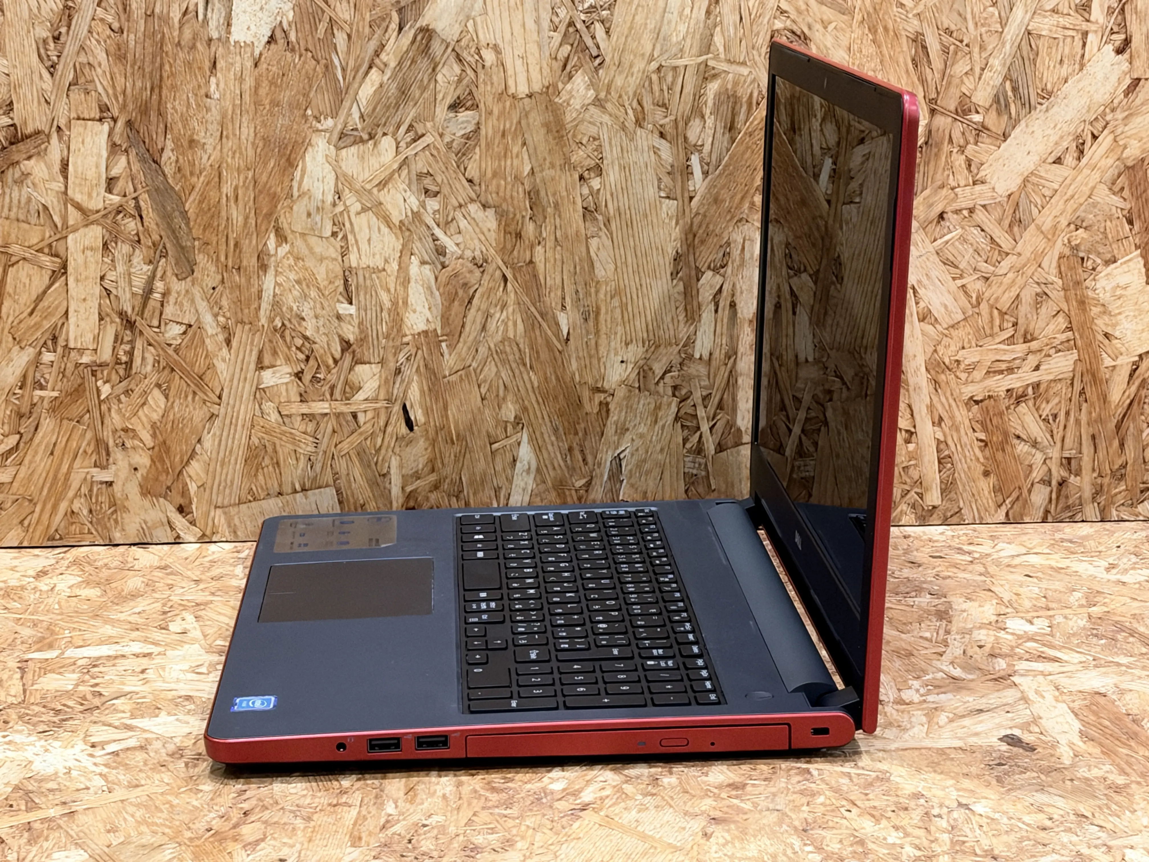 DELL Inspiron 15 5558 「訳あり」(Celeron 3205U 1.5GHz/8GB/SSD