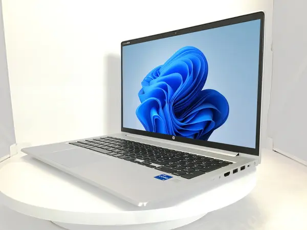 HP ProBook 450 G9（中古パソコン）