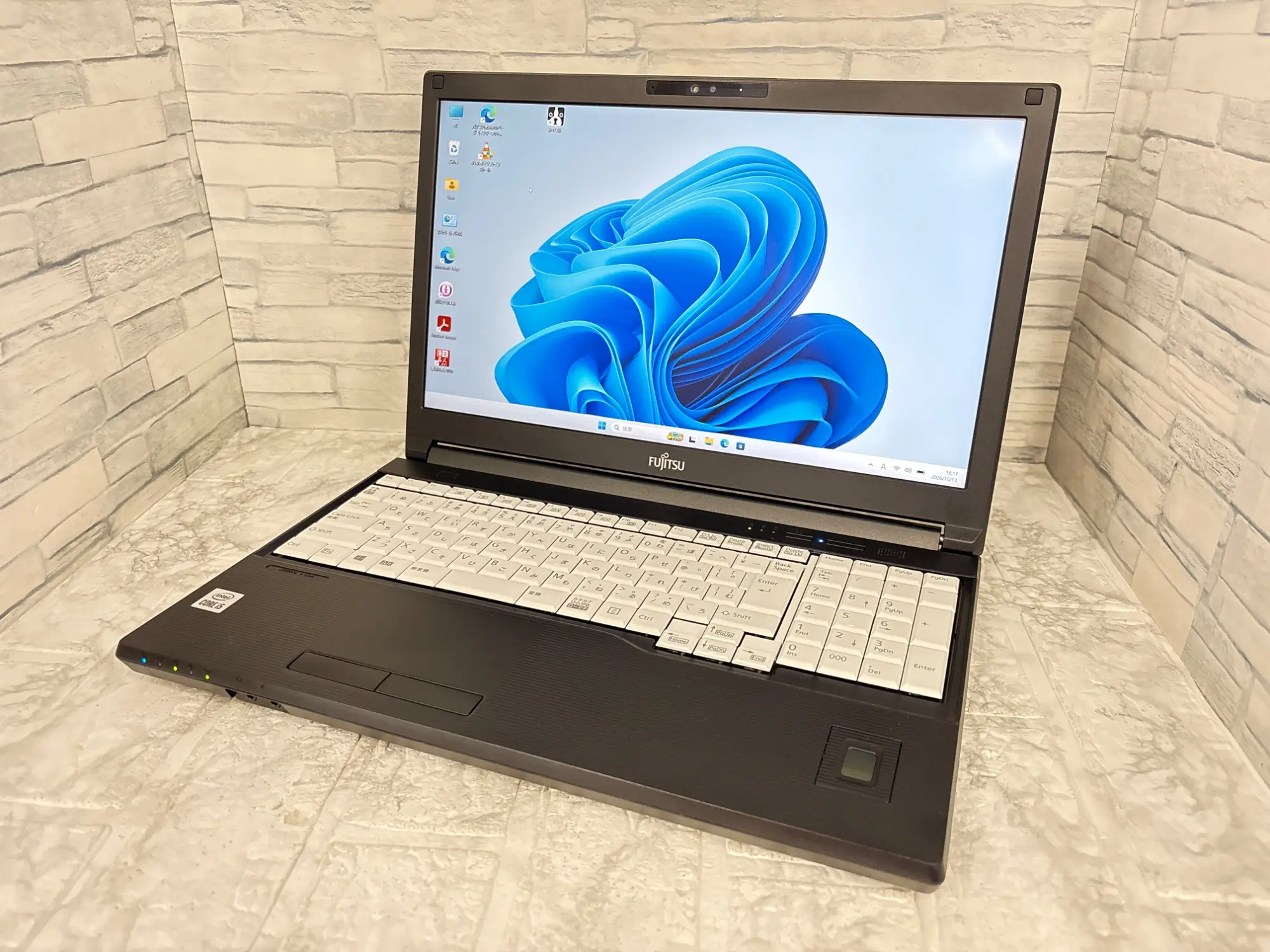 富士通 LIFEBOOK A5510/F(Corei5-10210U 2.11GHz / メモリ:8GB / SSD 128GB )10世代