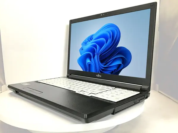 富士通 LIFEBOOK A5510/FX（第10世代CPU）