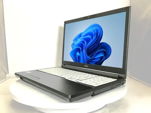 富士通 LIFEBOOK A5510/D（第10世代CPU）