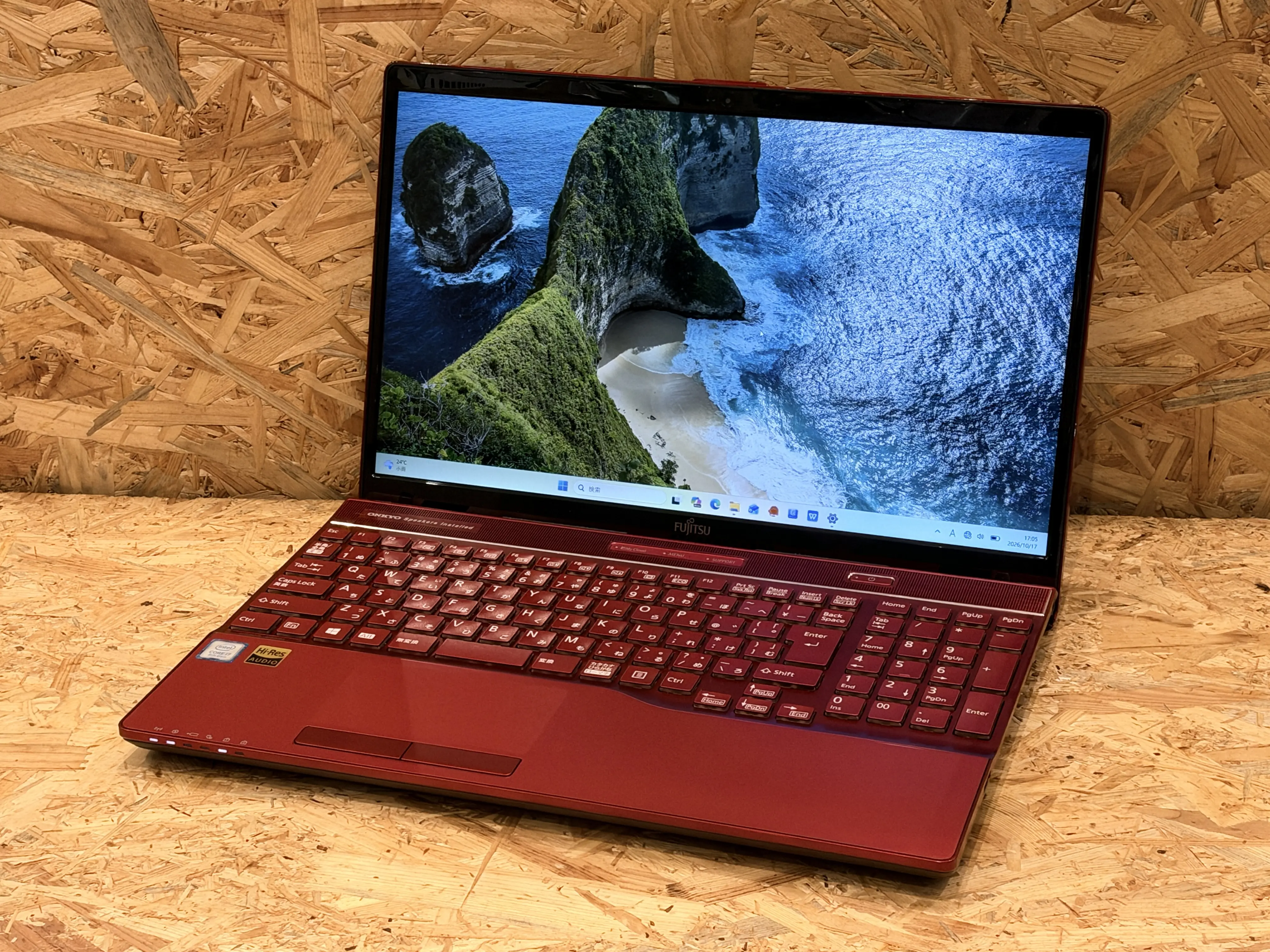 富士通 LIFEBOOK AH53/B3（第8世代CPU）