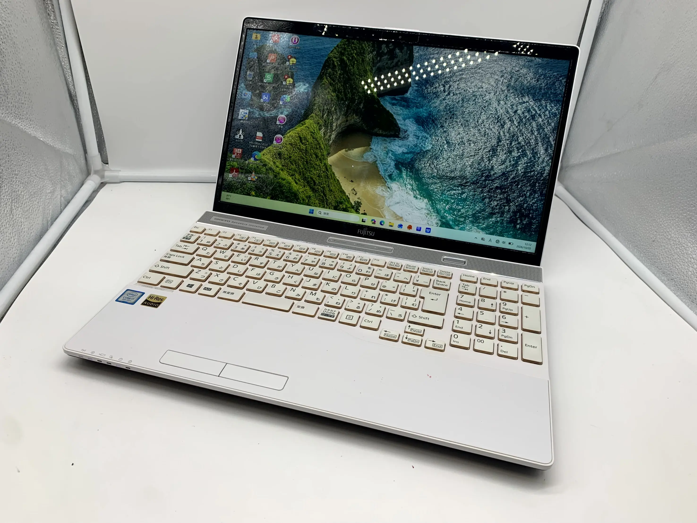 富士通 LIFEBOOK AH77/C2（第8世代CPU）
