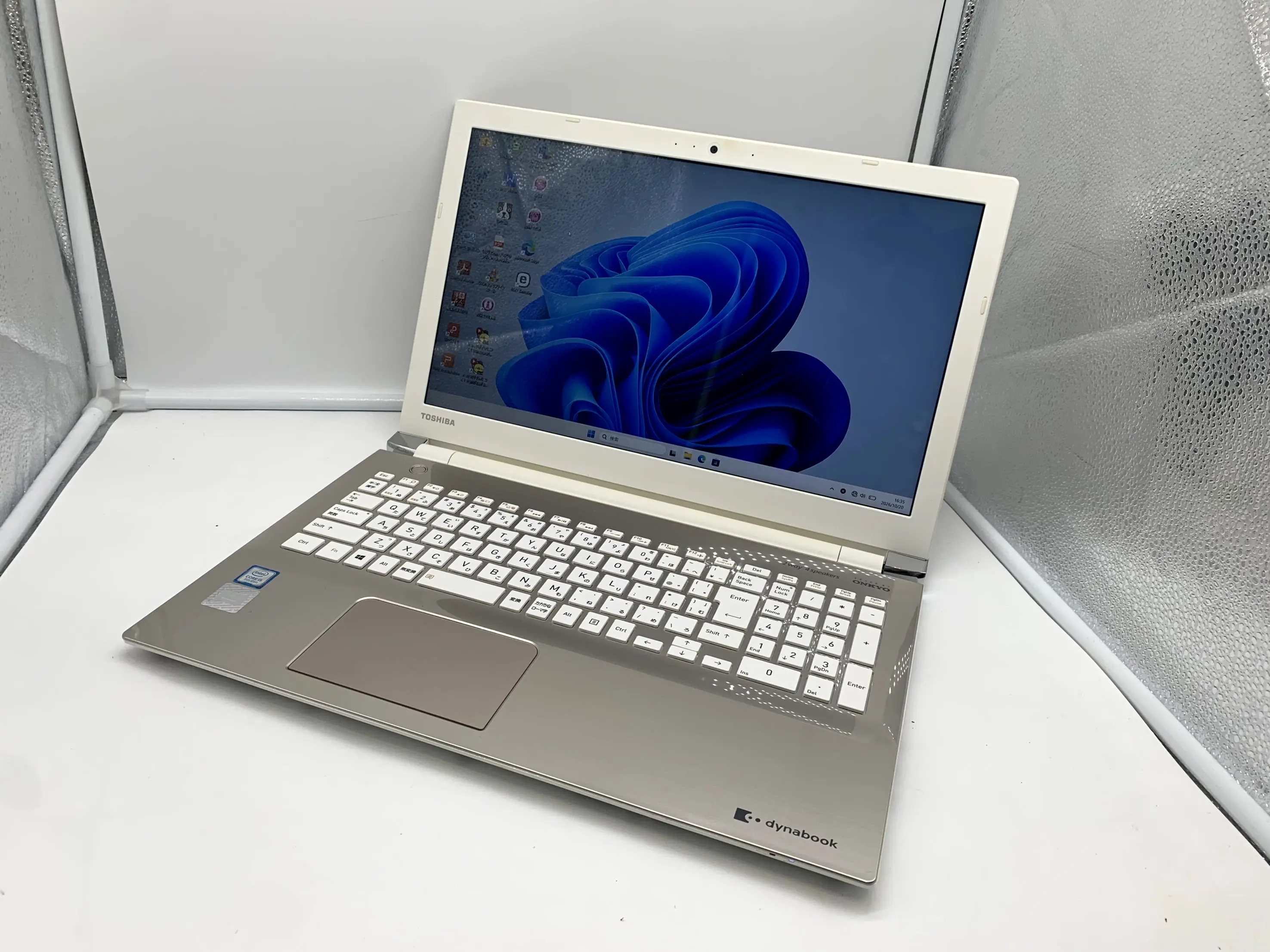 東芝 dynabook P1-X6KP-EG（第8世代CPU）
