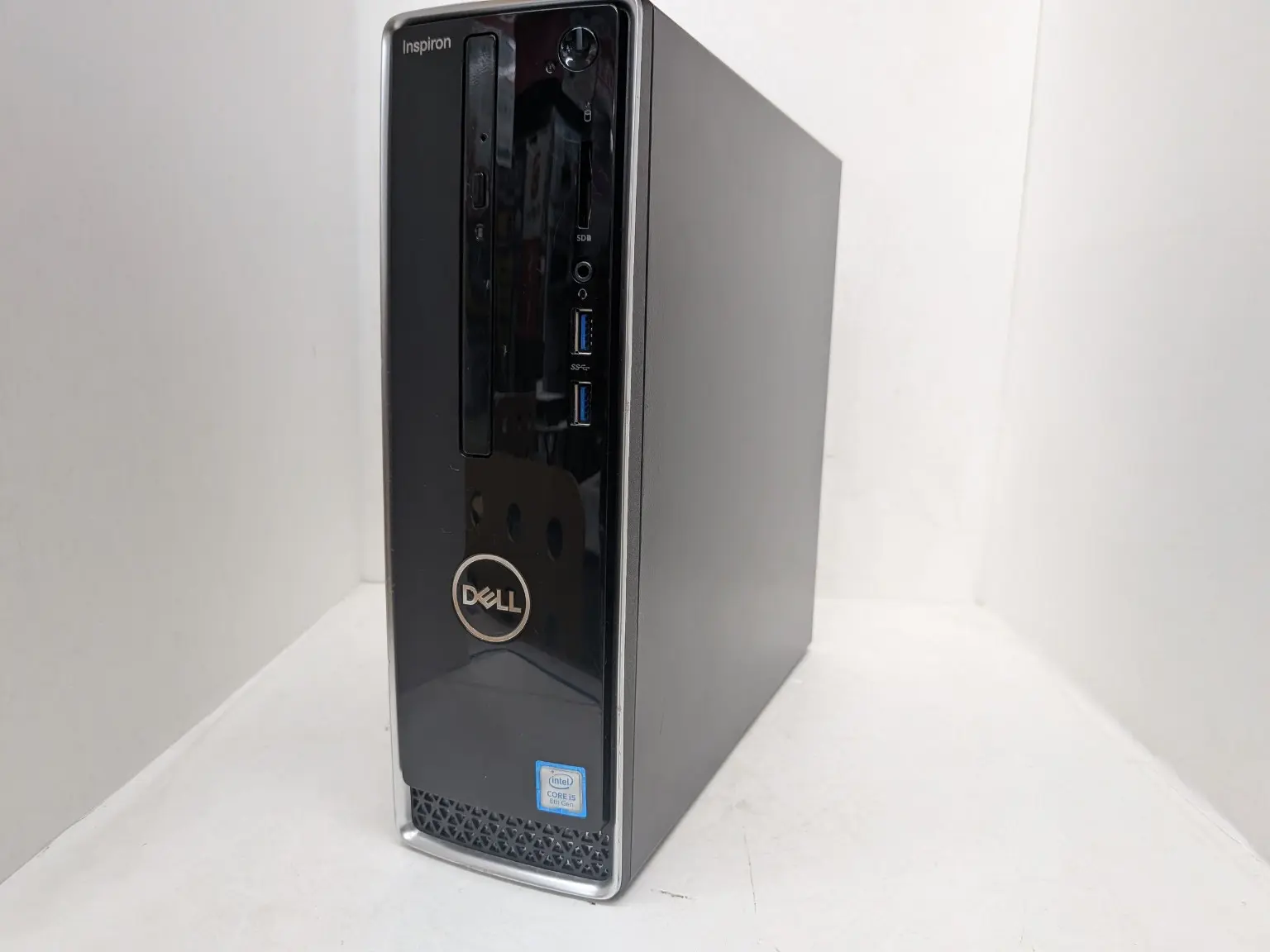 DELL Inspiron 3470（第8世代Core i5）