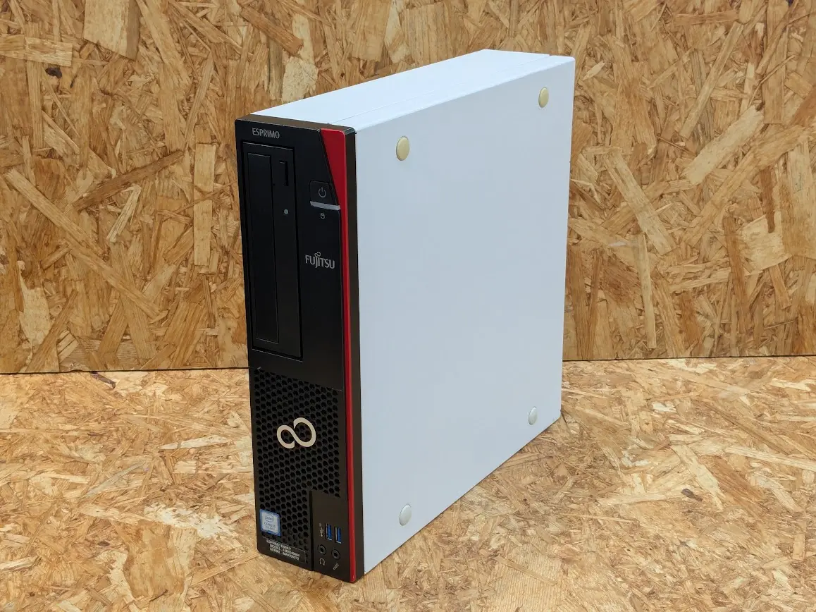 富士通 ESPRIMO D588/V（第8世代CPU）