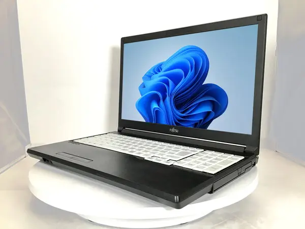 富士通 LIFEBOOK A5510/D（第10世代CPU）