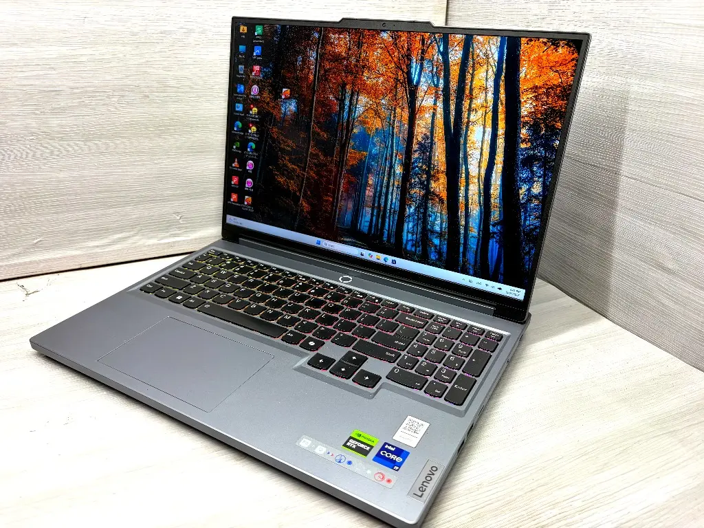 Lenovo Legion 5 16IRX9 (14世代)