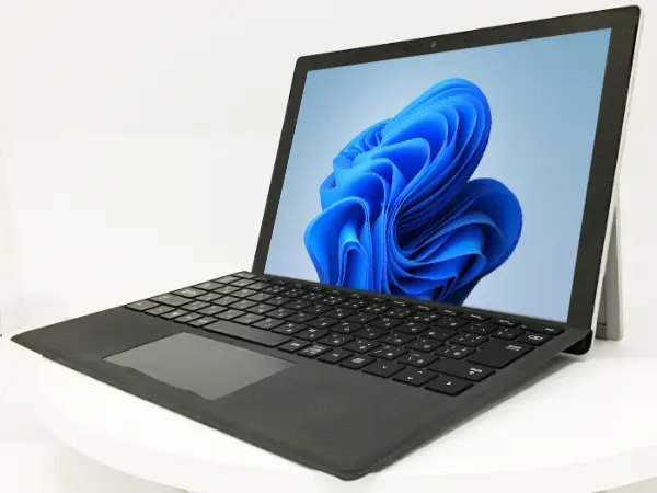 Microsoft Surface Pro 7+(第11世代CPU）