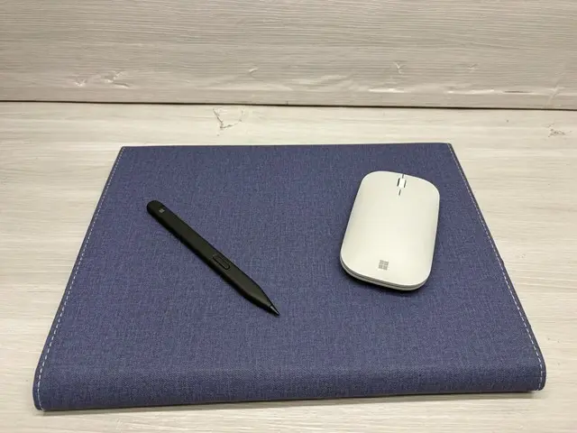 Microsoft Surface Pro 8 (CPU：Core i5 1145G7 4.4GHz/メモリ：8GB