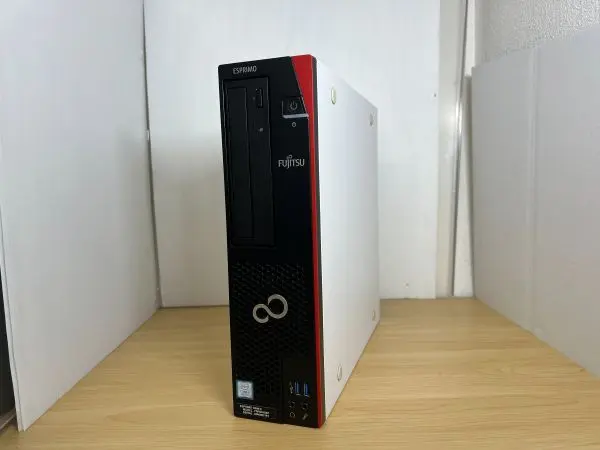 富士通 ESPRIMO D588/C