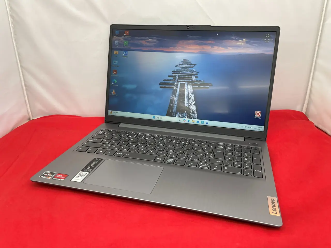 Lenovo IdeaPad 3 15ALC6 RadeonGraphics (第11世代i7相当)
