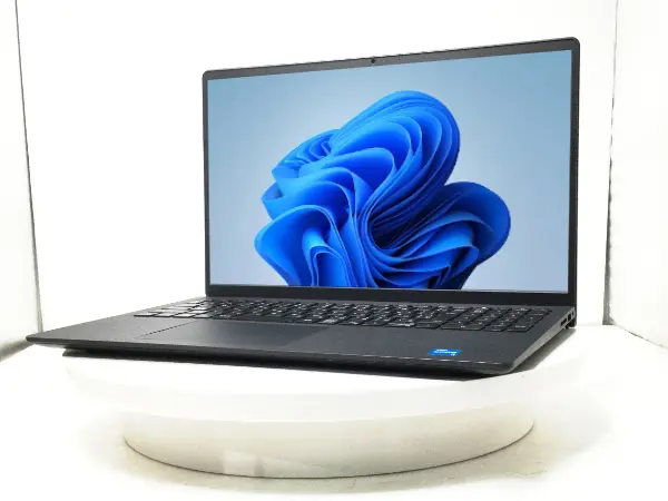 DELL inspiron 15 3520（第11世代CPU） 
